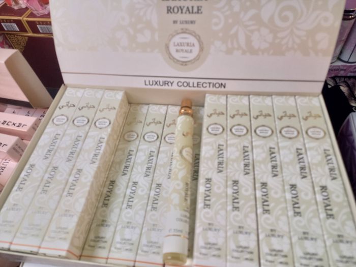 Parfums differnets model de Dubai neif - photo numéro 7