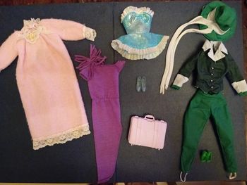 Vêtements barbie.
