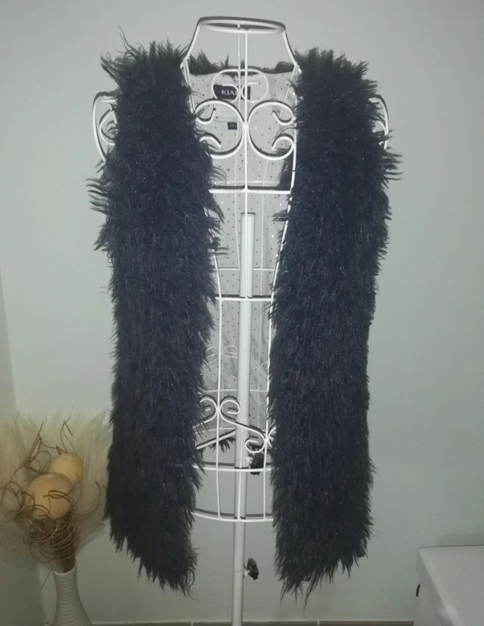 2 gilets fausse fourrure - photo numéro 2