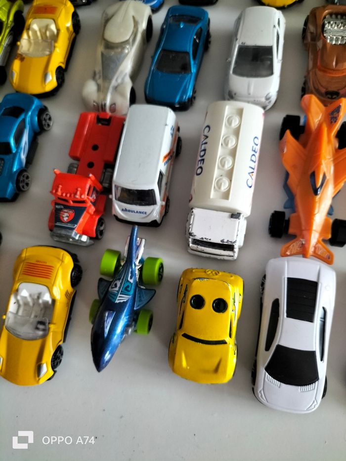 Jouet 🩵 Lot de 50 voitures - photo numéro 10