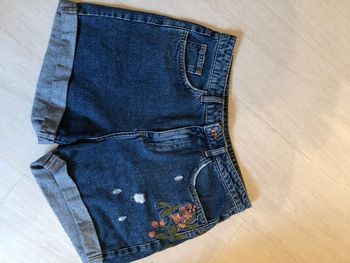 Short jeans neuf