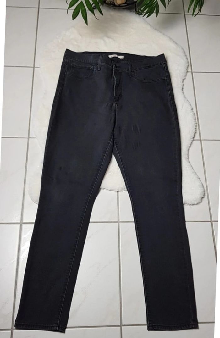 Jean Levi's 311 Shaping Skinny W33 L32 Gris Foncé - photo numéro 2