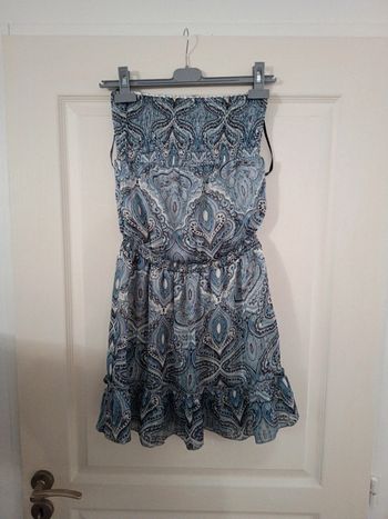 Robe sans bretelles morgan taille 36