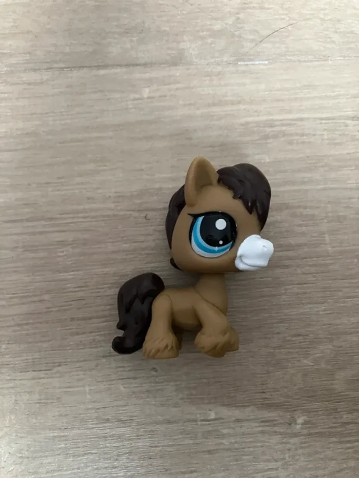 Figurine littlest pet shop Little petshop génération 7 g7 cheval