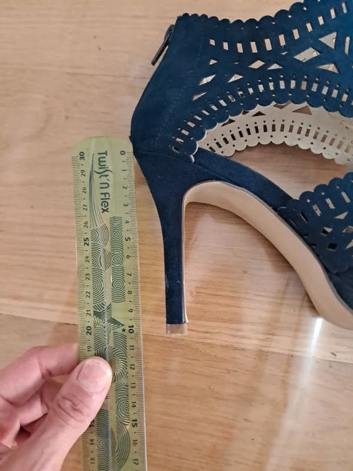 Sandales à talons - photo numéro 5