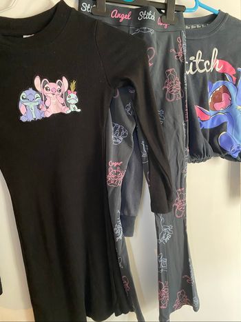 Lots vêtements Lilo & stitch 8/9 ans primark