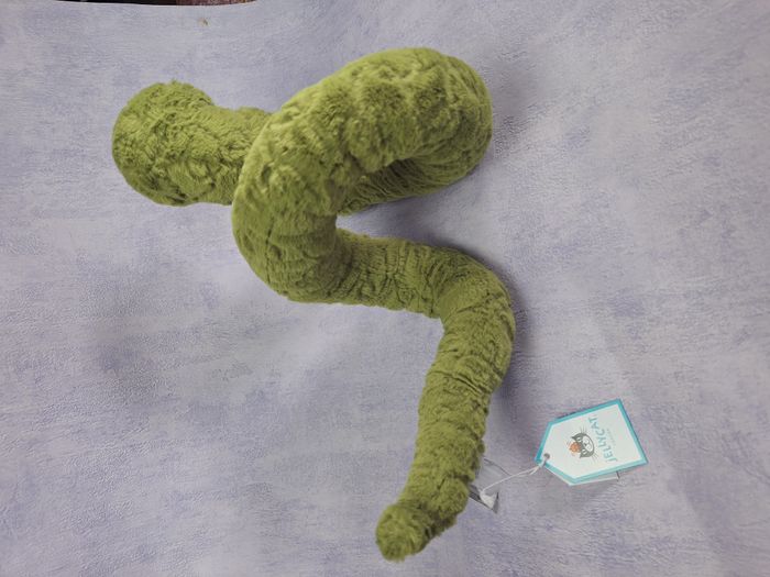 Peluche Jellycat serpent Stevie Snake - photo numéro 3