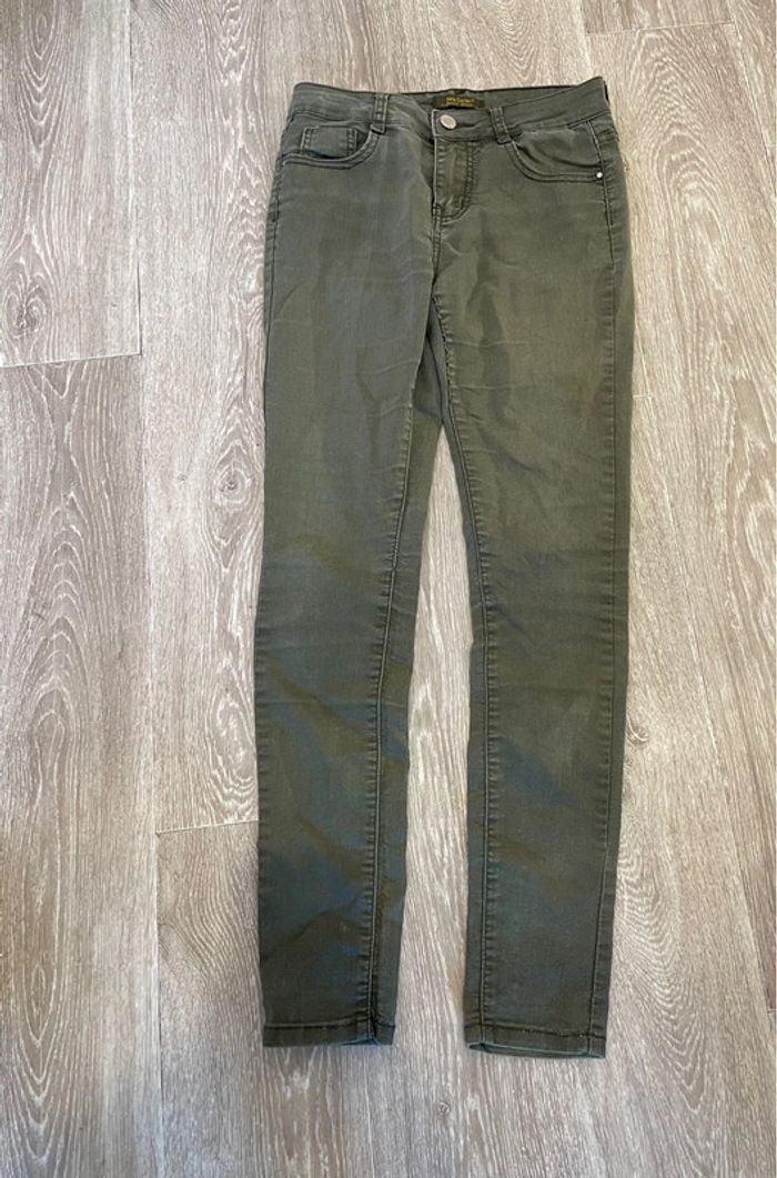 Jean kaki Nina carter taille 38