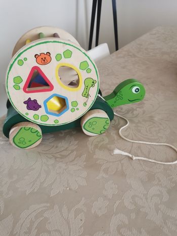 Jouet en bois à tirer