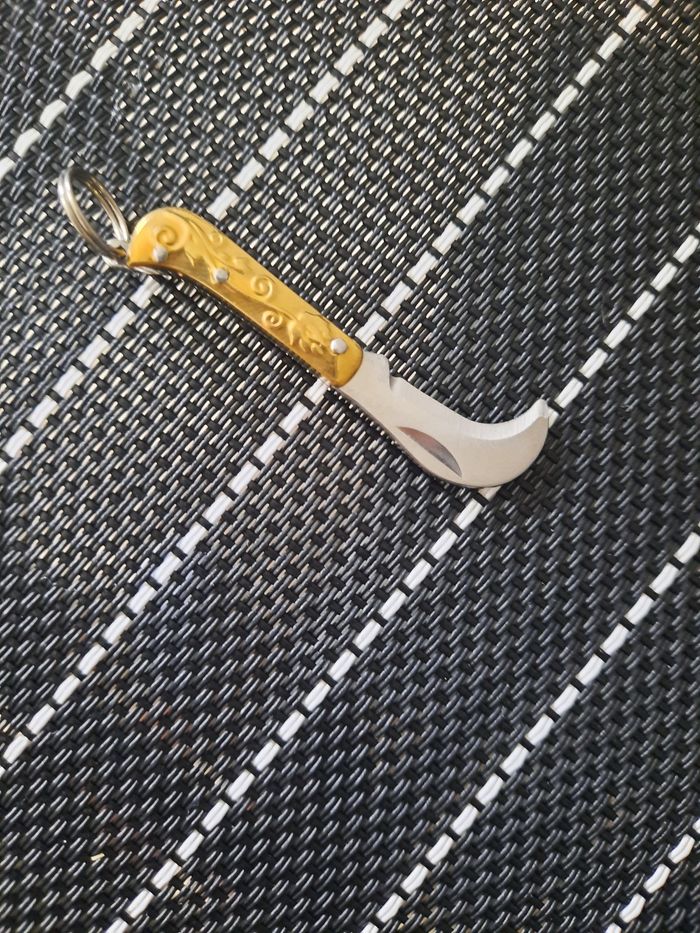 Porte clé mini serpette - photo numéro 2