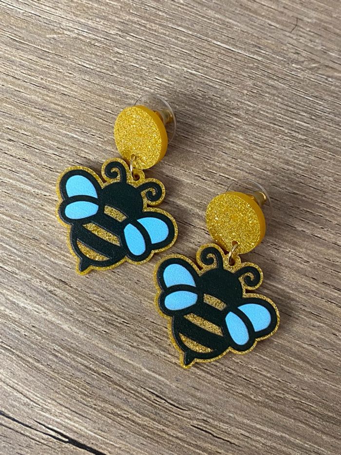 Paire de boucles d'oreilles abeilles - photo numéro 3