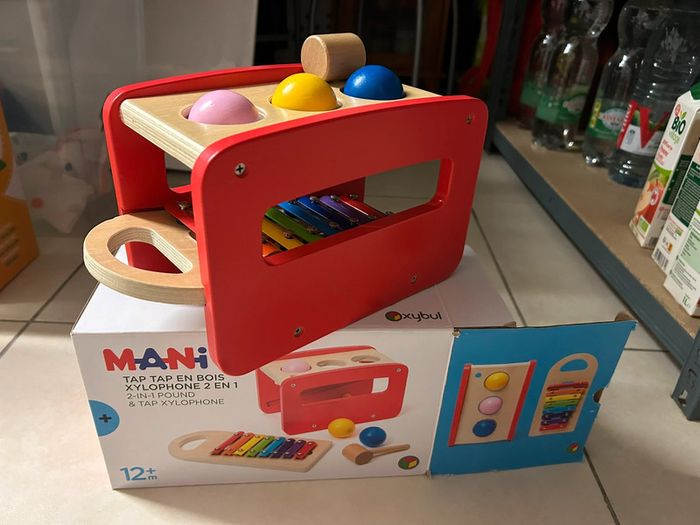 Tap tap xylophone 2 en 1 en bois Manibul Oxybul