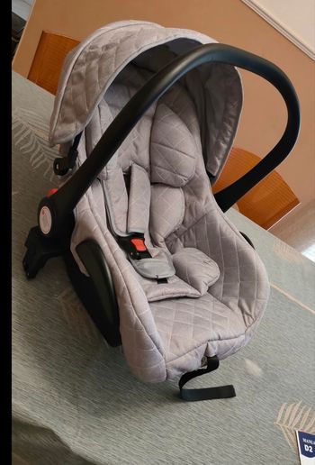 Poussette combinée 3 en 1, poussette citadine avec siège, poussette 3 en 1 avec poignée réglable, poussette Trio à châssis haut en aluminium, position horizontale.