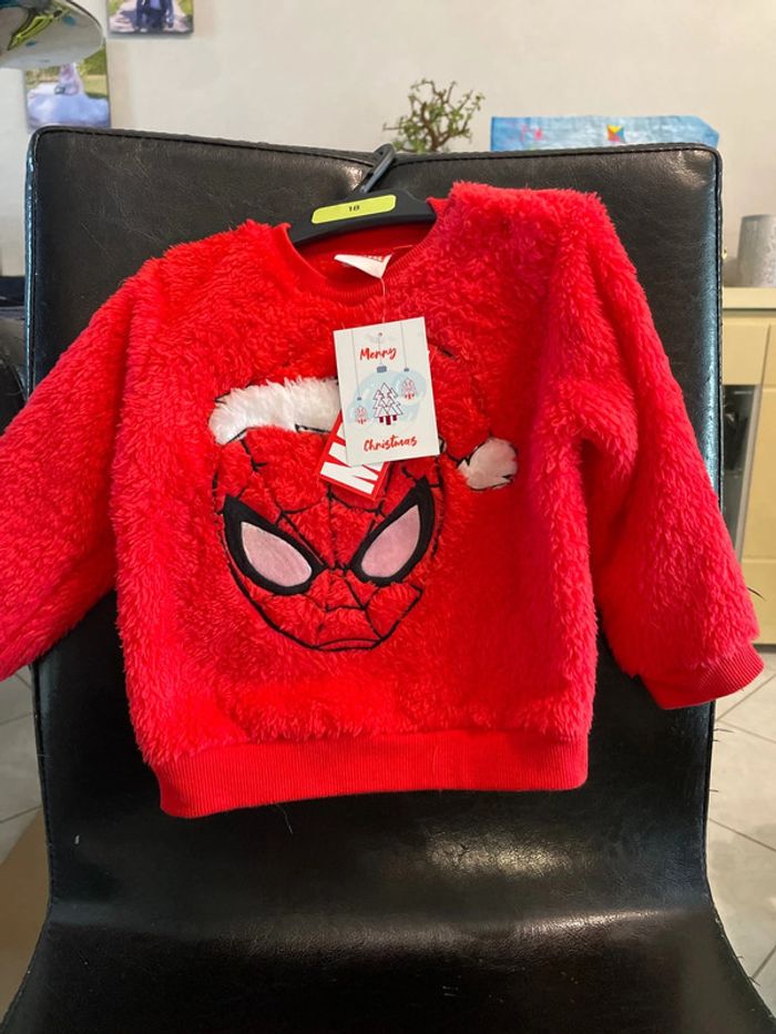 Pull chaud spider man 18 mois