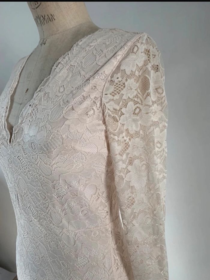 Robe dentelle - photo numéro 3