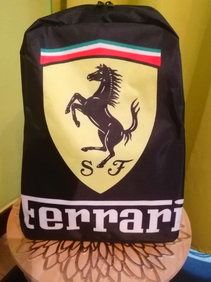 Sac à dos Ferrari - photo numéro 2