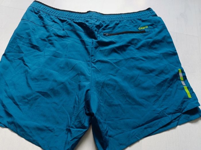 Short homme leger - photo numéro 3