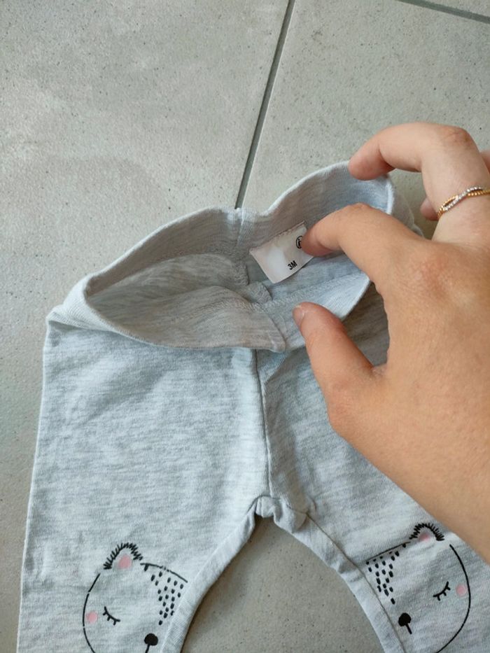 Legging gris - Taille 3 mois - photo numéro 3