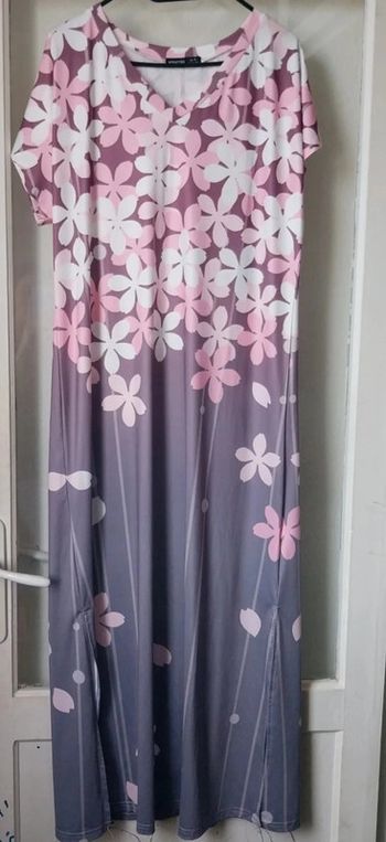 Magnifique robe longue  neuve taille S