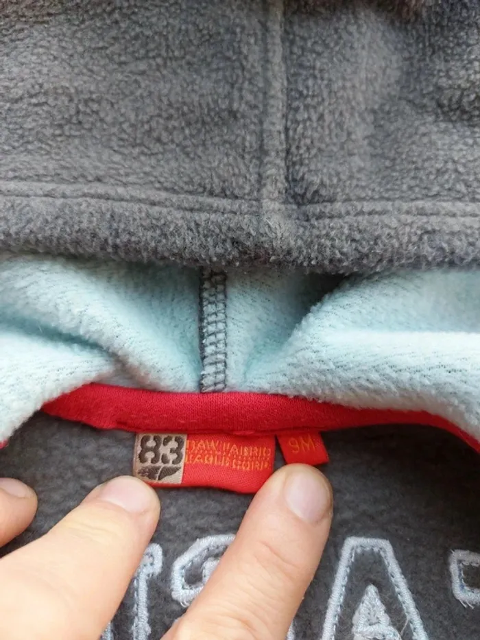 Gilet polaire à capuche zippé 9 mois - photo numéro 4