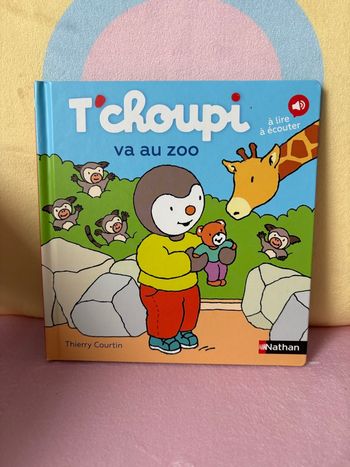 T’choupi va au zoo.