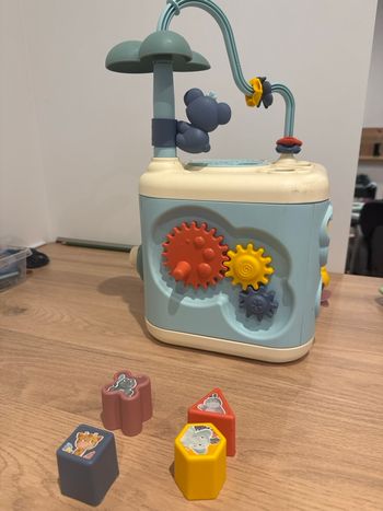Cube d’activités bébé 
