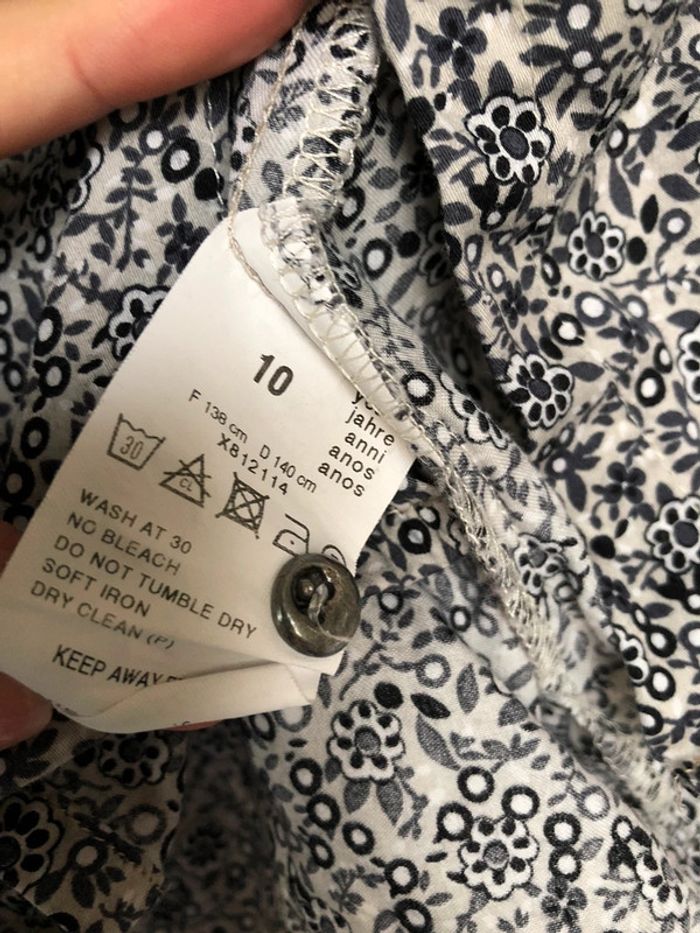 Chemise / blouse fleurie tons gris IKKS 10 ans - photo numéro 5