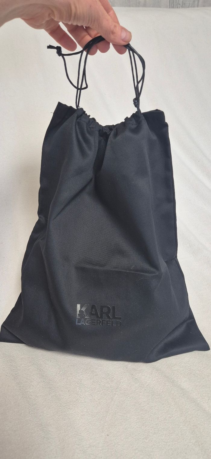 Sac pochon noir karl lagerfeld neuf