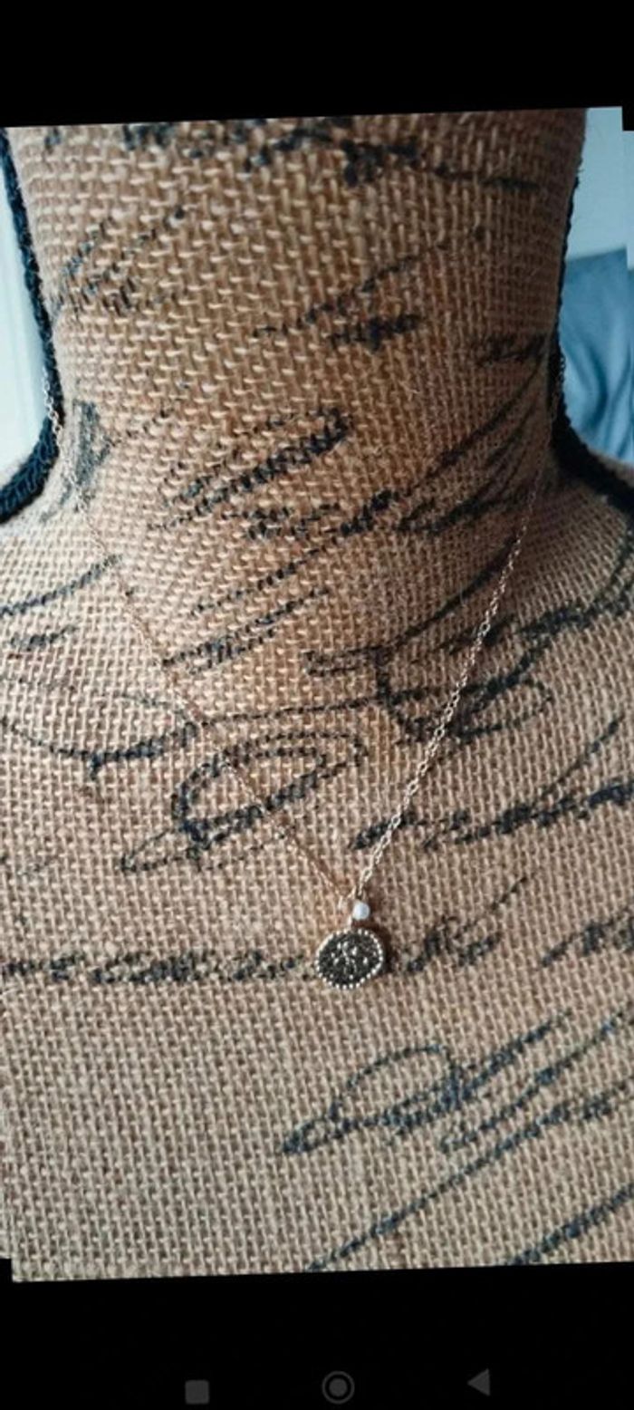 Collier pendentif doré - photo numéro 2