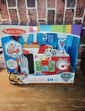 Véhicule de secours en bois Marcus pat patrouille