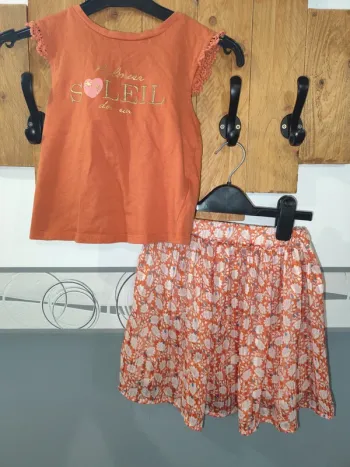 Ensemble t shirt jupe