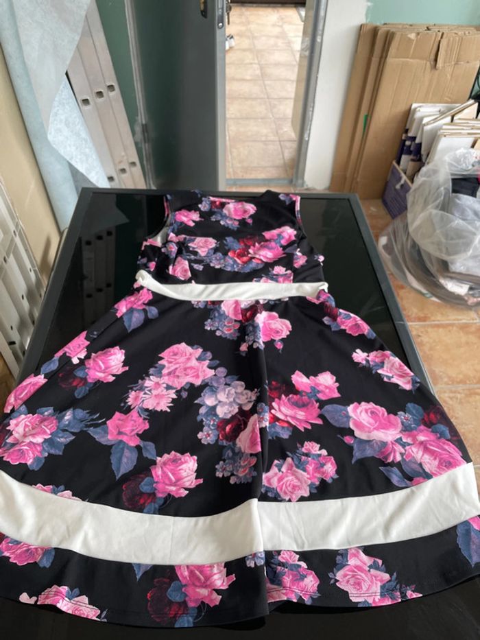 Robe fleurie de la marque Shein en taille L - photo numéro 9