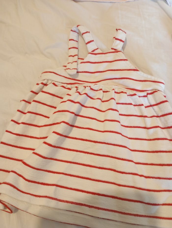 Bonjour je vends lot de 5 vêtements 2 c & a est 2 Primark - photo numéro 7