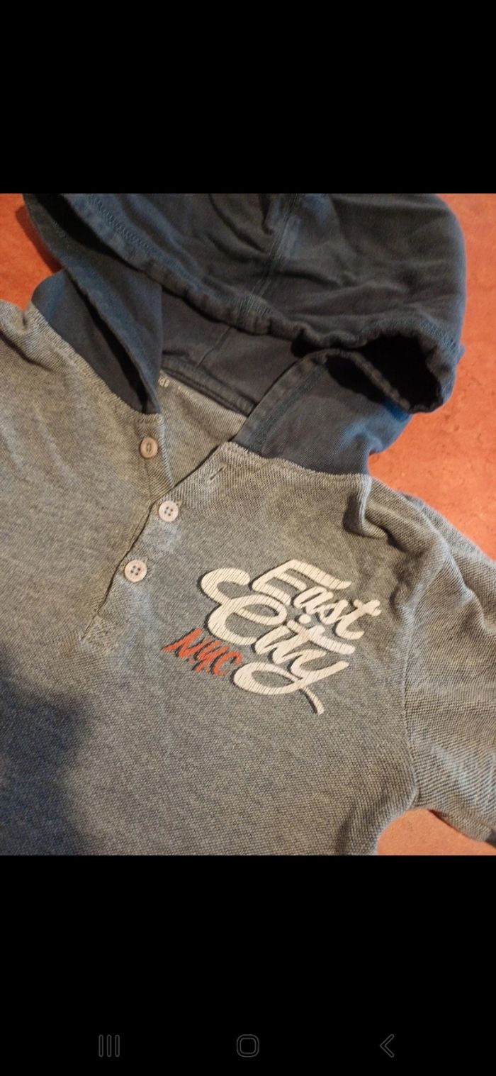 T.shirt garçon taille 8 ans - photo numéro 2