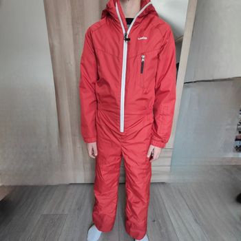 Combinaison de ski rouge. Garçon 10 ans. Marque Wed'ze de Decathlon