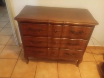 Commode à tiroirs