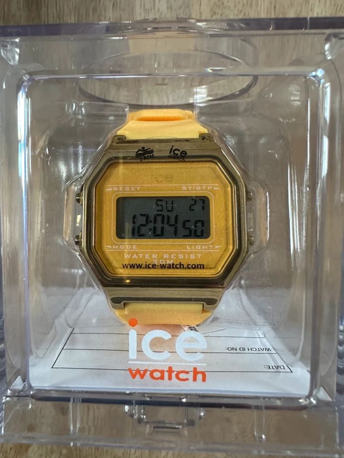 NEUF Ice Watch Digit Rétro montre femme Ladies plastic strap dorée or