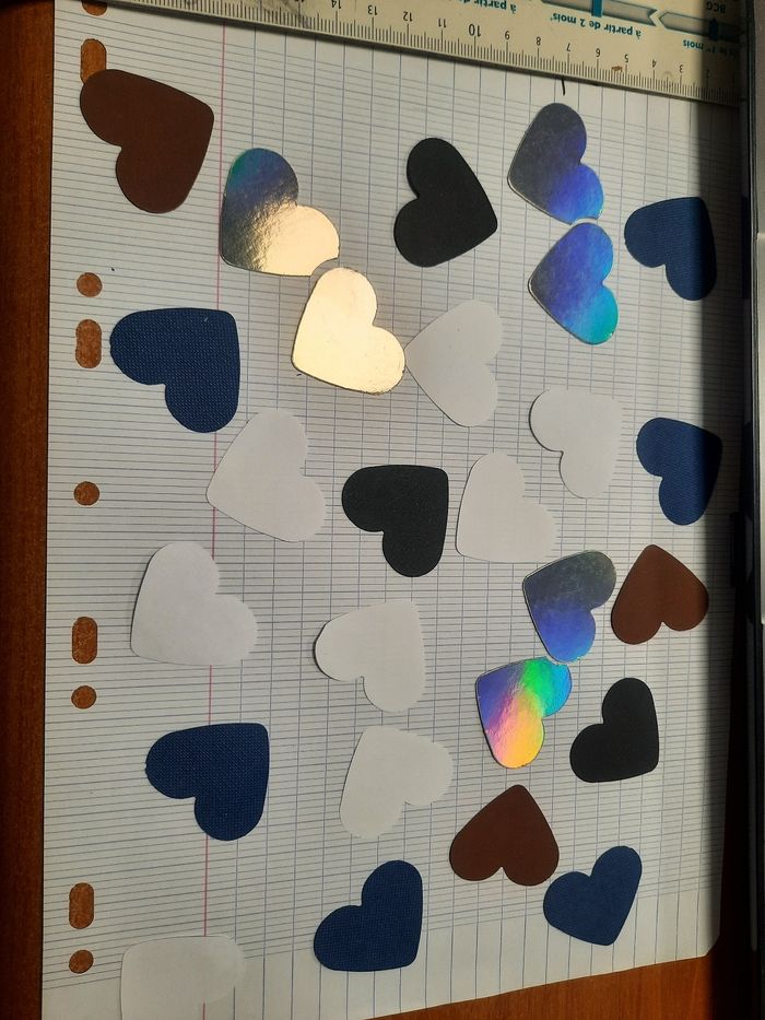 Lot decoupe papier cœur m10