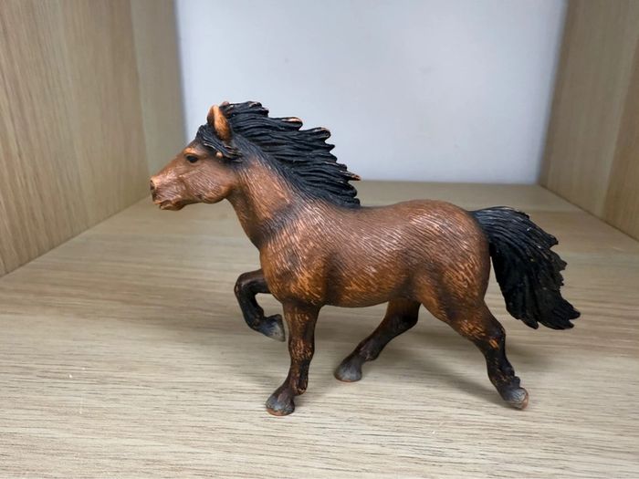 Jument islandaise Schleich