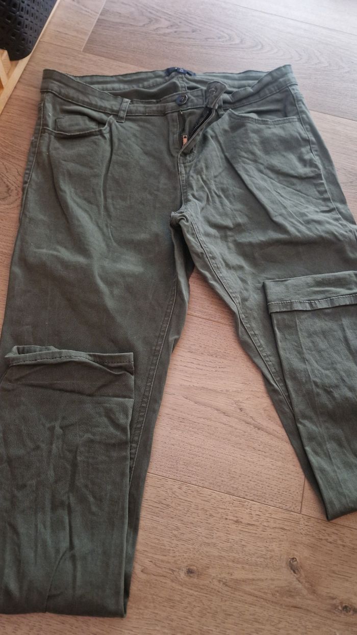 Pantalon kaki kiabi 40