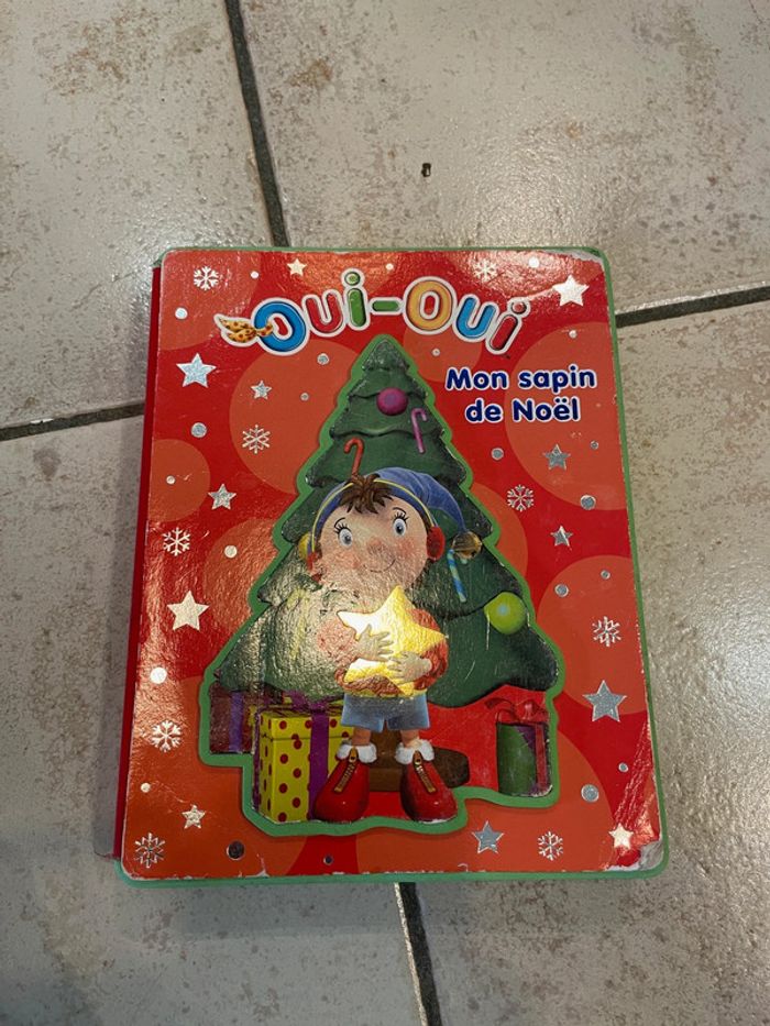 Livré bébé Oui-Oui Mon sapin de Noel