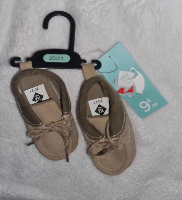 Chaussures souples bébé taille 20/21 - photo numéro 3