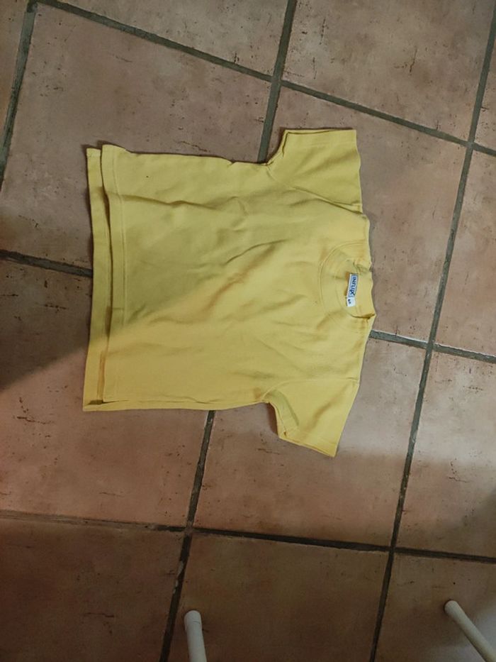 Lot de 12 articles garçon en 6 ans - photo numéro 2