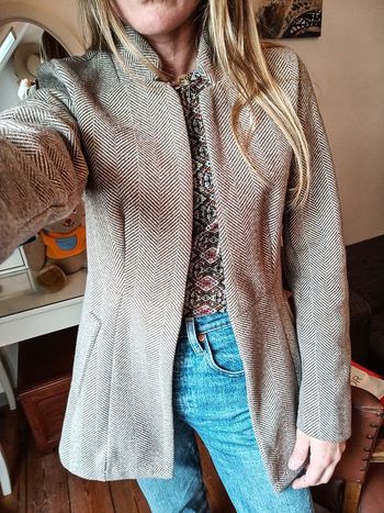 Veste Attention défaut au dos