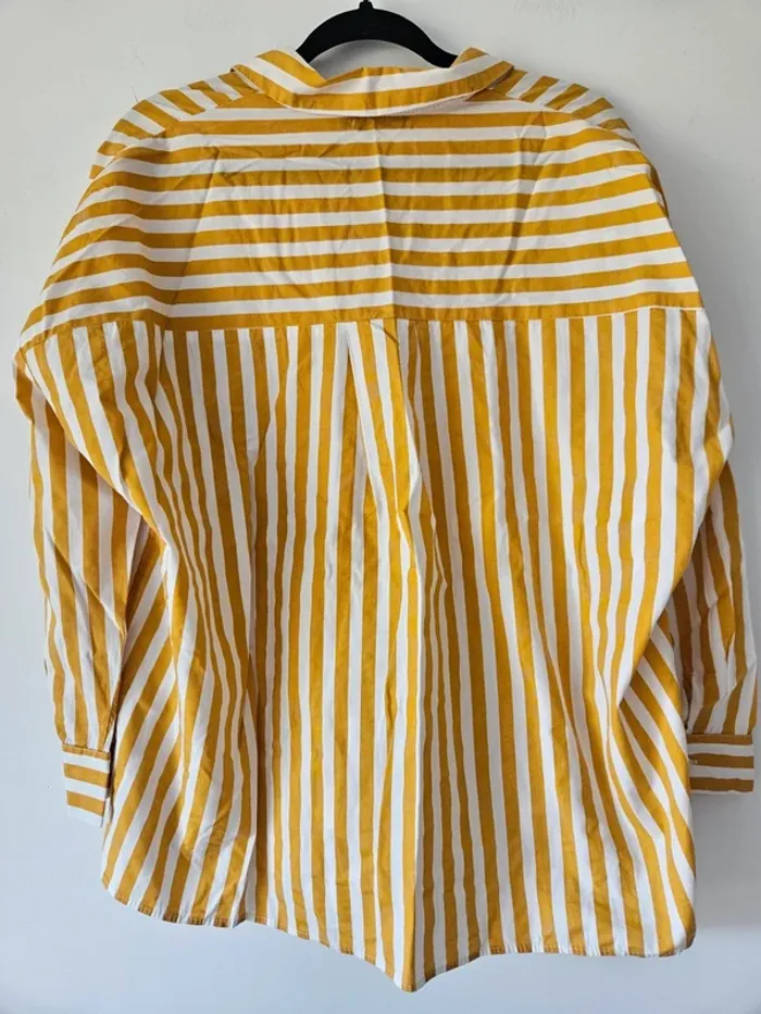 Chemise oversize rayée blanche et jaune Bershka taille 36 / S - photo numéro 2