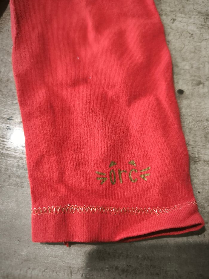 Body chat rouge - photo numéro 2