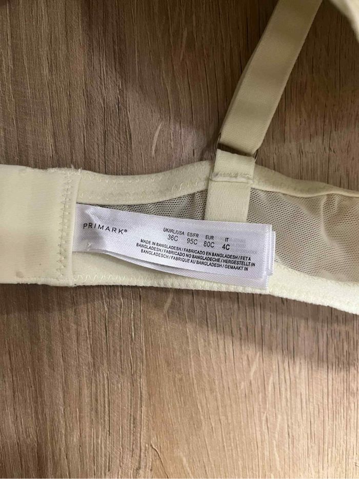 Soutien gorge - photo numéro 2
