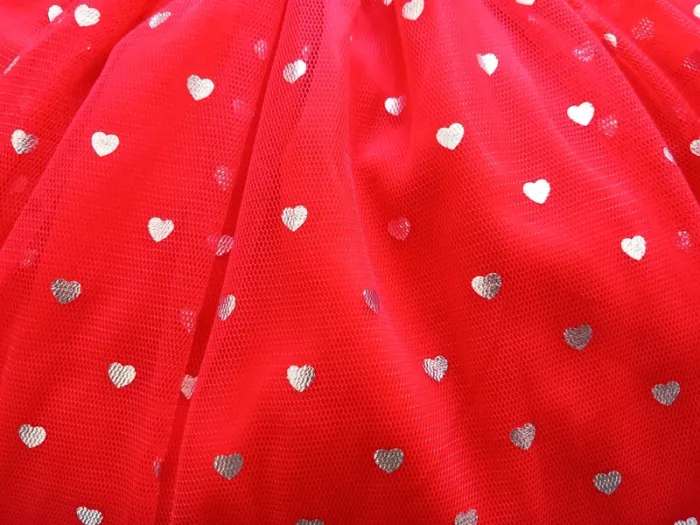 Jolie jupe rouge à motifs cœur argenté 8ans - photo numéro 2