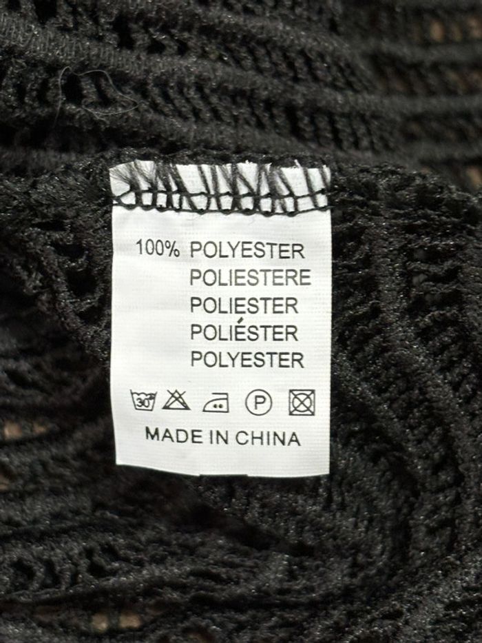 Magnifique blouse noire loose bi-matière bas et manches en crochet - photo numéro 10