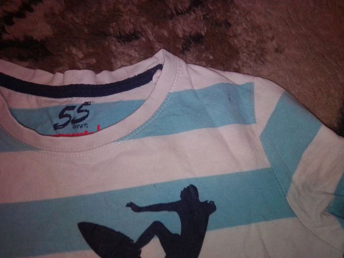 Lot de 2 jeans et 1 t-shirt taille 6ans - photo numéro 2